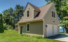 Lake Breeze Studio